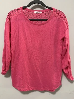 Camisa feminina Femme By Tresic pequena rosa renda manga curta boho casual clássica top - Imagem 1 de 4