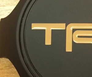 Inserti lettera decalcomania vinile pressofuso premium per tappi centrali ruota TRD SEMA x6 - Foto 1 di 42