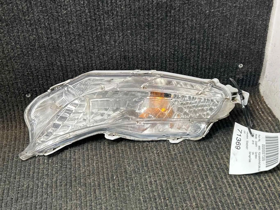 Fits 2015-2017 Toyota Camry, Left Fog Light, OEM#:8152006050 Foto 1 de 4