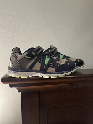 Zapatillas Stride Rite Made 2 Play Ashton talla 2,5 Foto 1 de 4