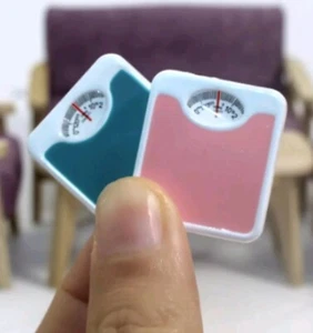 Miniature Dollshouse Bathroom Scales Pink or Blue 1:12th Scale - Picture 1 of 7