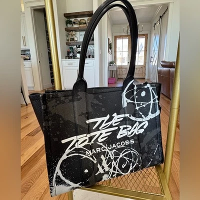 MARC JACOBS FUTURA Large Leather Tote Limited Edition Sold Out One Of A Kind - Image 1 of 4