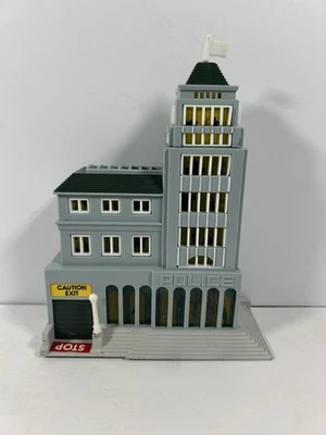 VTG 1989 Micro Machines City Scenes Police Station Playset (Not Working) - Image 1 of 4