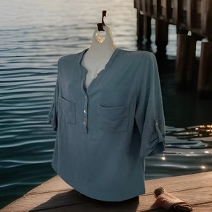 Onque Blue Casual Top 3/4 Sleeves Pullover 3 Shell Neck Buttons Textured - Picture 1 of 8