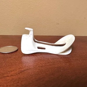 RDLC Traditional 1:9 Model Scale ANTIQUE WESTERN HOPE Saddle Tree - WHITE RESIN - Picture 1 of 4