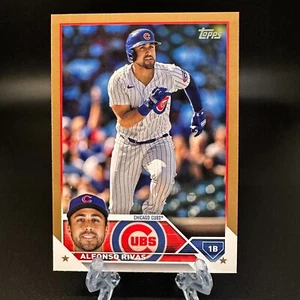 2023 Topps Alfonso Rivas Gold /2023 #332 Chicago Cubs - Picture 1 of 2