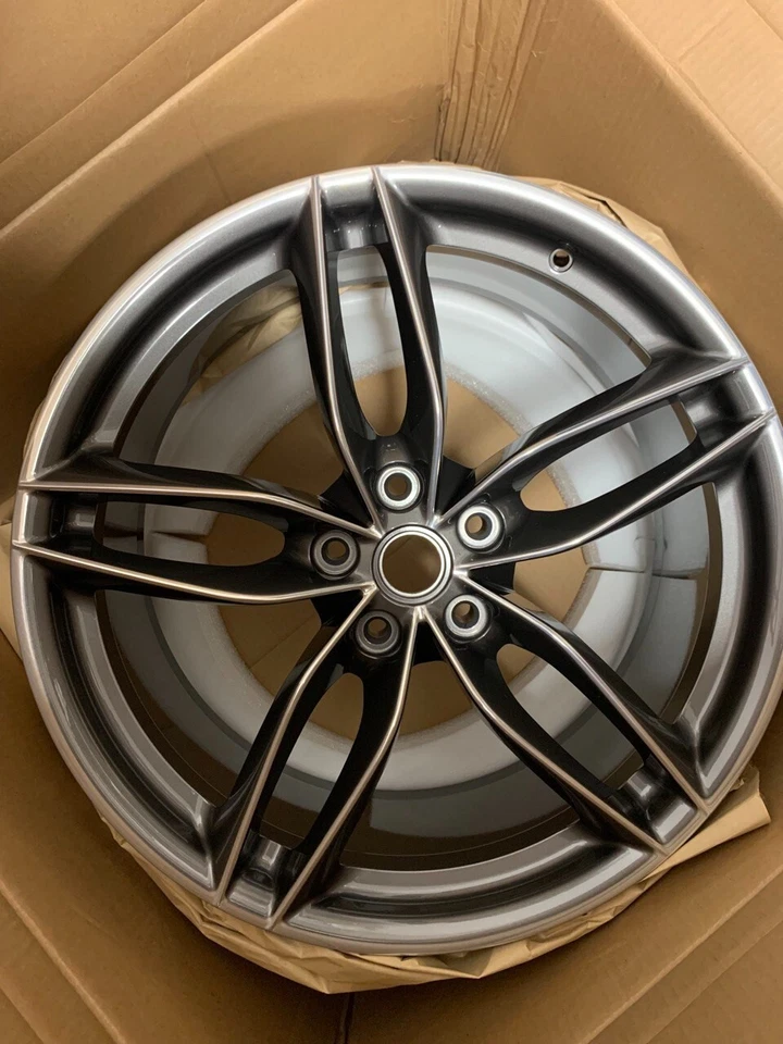 FERRARI 488 GTB, SPIDER, PISTA, PISTA SPIDER FRONT WHEEL - P/N 315893 - Image 1 of 1