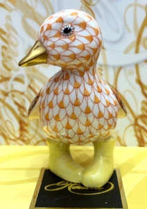HEREND DUCKLING IN BOOTS FIGURINE ORANGE FISHNET PATTERN NEW IN 2024 !,BRAND NEW - Picture 1 of 9