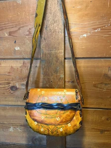 Brown / Dark Brown Medium Vintage Hippie Boho Festival Shoulder Bag With Tooled - Picture 1 of 10