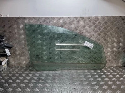 FORD FOCUS MK2 2004-2012 5 PUERTAS PUERTA VENTANA CRISTAL DELANTERO LADO CONDUCTOR FUERA DE JUEGO DERECHO Foto 1 de 4