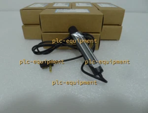 NEW SONY RM-MC33EL MiniDisc or CD Walkman Remote Control Model - Bild 1 von 2