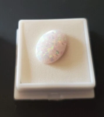  Pedra preciosa opala sintética nova na caixa. Oval 18x13mm - Imagem 1 de 3