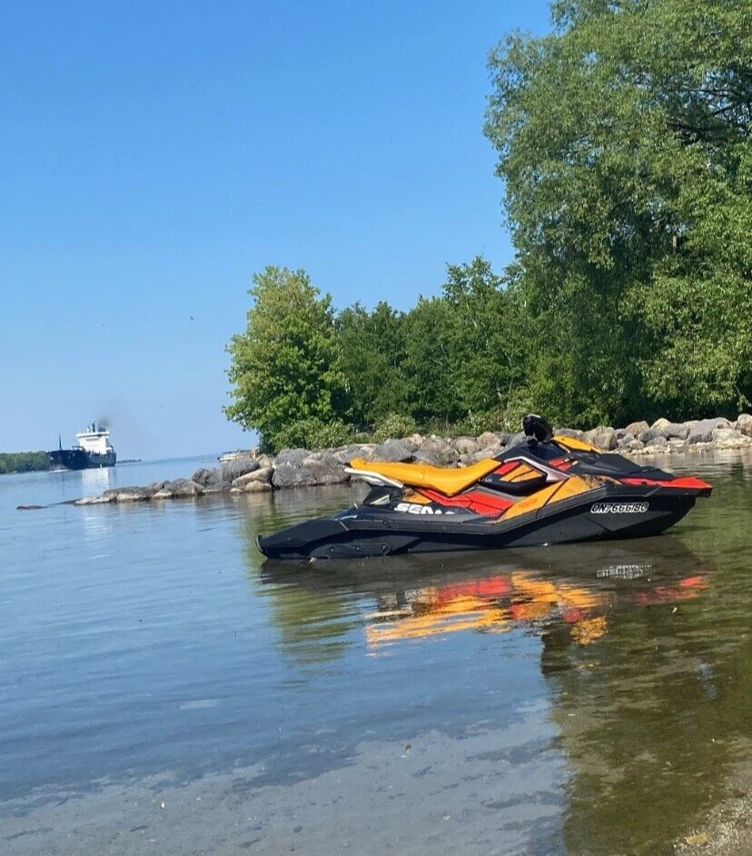 seadoo spark trixx 3up 90 with IBR - Image 1 of 4