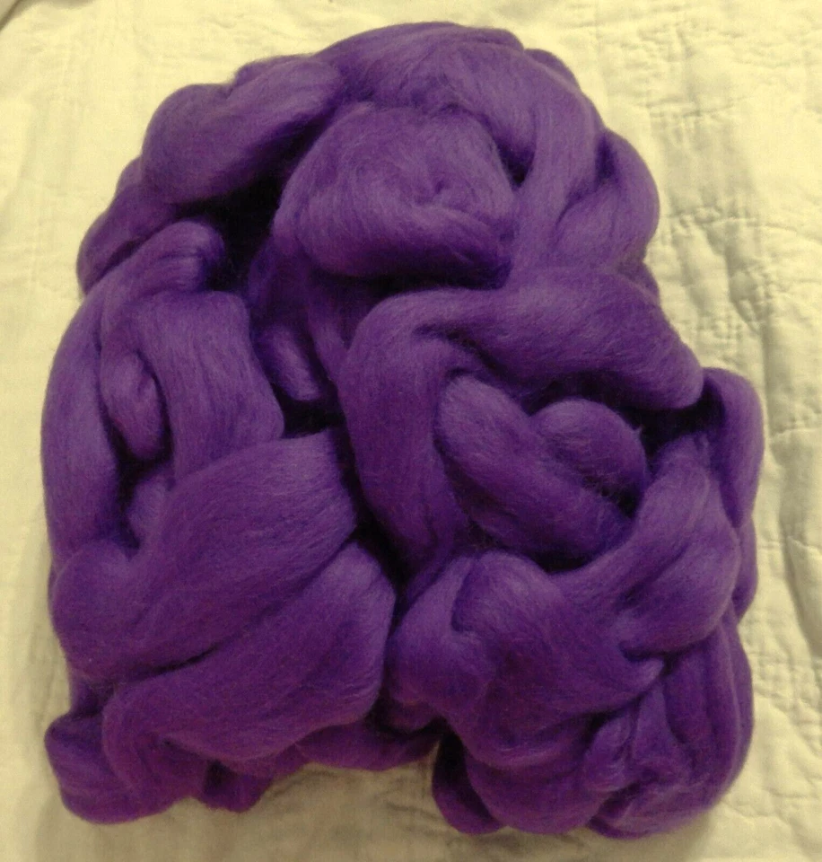Ashland Bay Wool Roving Fiber Super Soft Purple to Felt or Spin Approx 14 Oz - Image 1 of 1