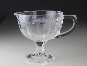 Vintage Clear Glass Gravy or Sauce Boat Pedestal Footed - Picture 1 of 14