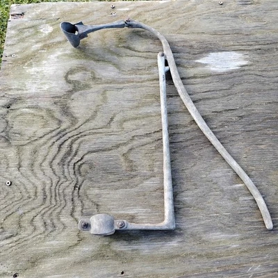 Old Antique MYSTERY METAL TOOL WIRE JACK JAW? BARB WIRE PULLER? Hand Tool Farm - Image 1 of 4