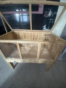 Stabiles Holzgehege  - Bild 1 von 6