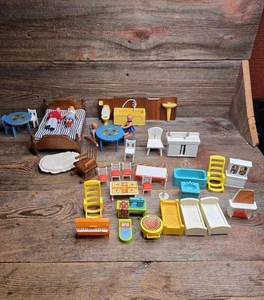 1970er Lundby Vintage Puppenhaus Möbel & Personen Set (Puppenhaus nicht enthalten) - Bild 1 von 18