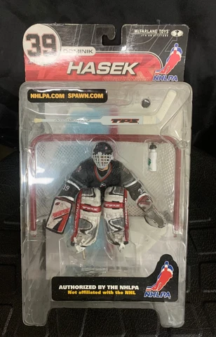 Mcfarlane Sportspicks NHLPA Dominik Hasek Figure McFarlane series 2 2000 RARE Cover