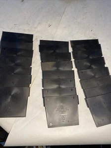 SET BESTEHEND AUS 24 je SCHWARZ AKRO-MILLS 40-120 AUFBEWAHRUNGSBEHÄLTER TEILER EIN WENIG STAUBEN - Bild 1 von 6