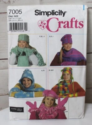 Simplicity Crafts 7005 Pattern Hats Gloves Scarfs Uncut - Image 1 of 2