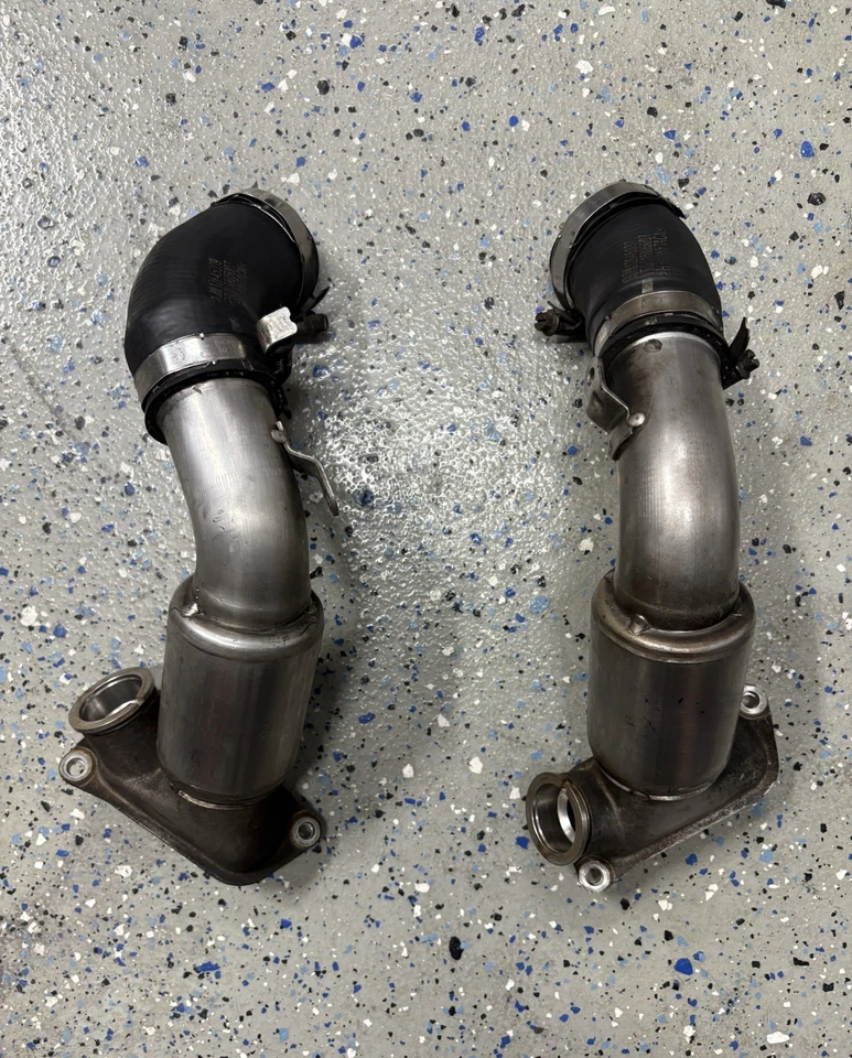 ⭐16 + CADILLAC ATS-V CT4-V CTS XTS 3.6 LF4 TWIN TURBO AIR CHARGE INLET PIPE TUBE - Image 1 of 1