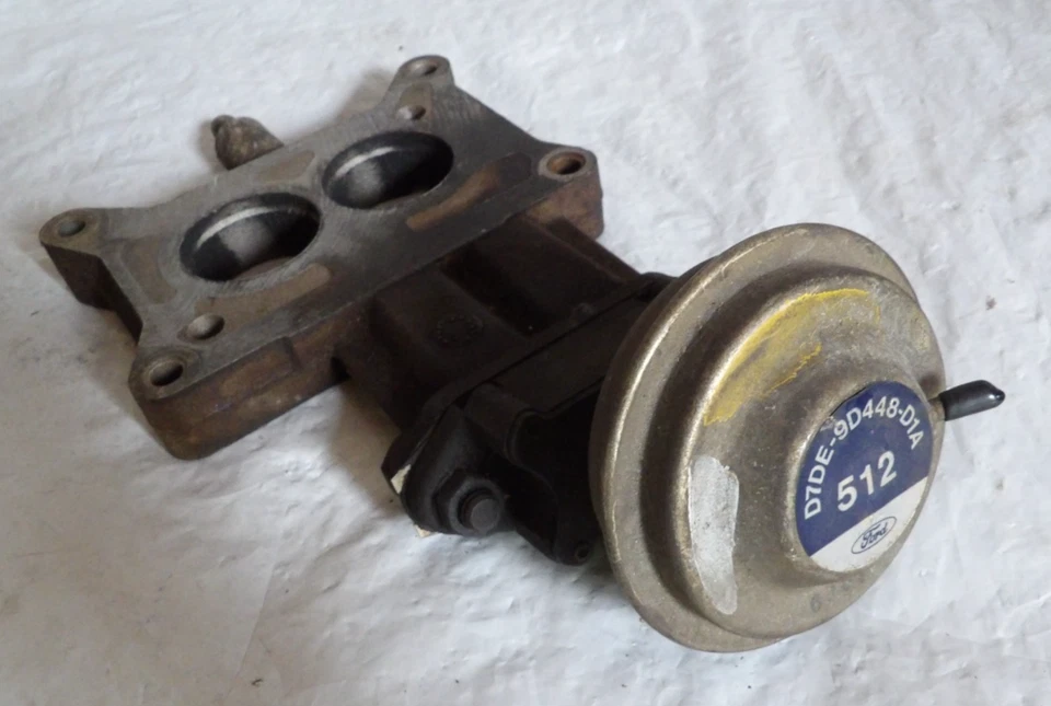 1977 Ford Intake Manifold EGR Spacer Block & EGR Valve V8 2 Barrel - Image 1 of 4