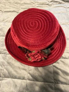 Toucan Collection New York Cotton Red Velour Silk Flowers Bucket Hat Size M - Picture 1 of 5