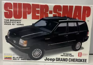 1994 LINDBERG Jeep Grand Cherokee Black Super Snap 1/20 Model Kit Sealed - Picture 1 of 4