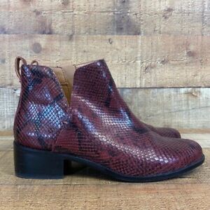 Vionic Leather Ankle Boots Clara Boa Women’s 9.5 Wine Booties Red Snakeskin