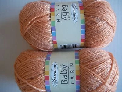 Hilo para bebé Herrschners 2 capas, flor de azahar, lote de 2 (220 yardas cada uno) Foto 1 de 2