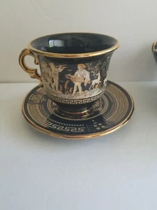 HM In Greece Taza Platillo Patas Tazón Oro 24K Borde Sobre Negro Mitología Griega - Imagen 1 de 7