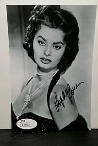 SOPHIA LOREN SIGNED 4X6 JSA SM3 - Picture 1 of 8