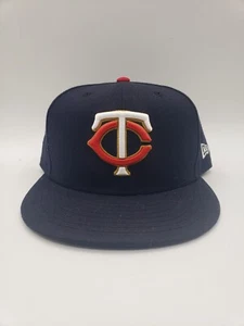 Minnesota Twins New Era Fitted Hat Size 7 3/8 - Picture 1 of 2
