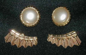 2 PAIRS OF VINTAGE CORO SIGNED CLIP ON EARRINGS, FAUX PEARL, JEWELRY - Picture 1 of 4