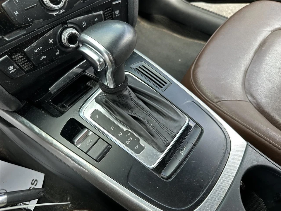 Conjunto de palanca de cambios de transmisión automática con cable Audi A4 2013 Foto 1 de 4