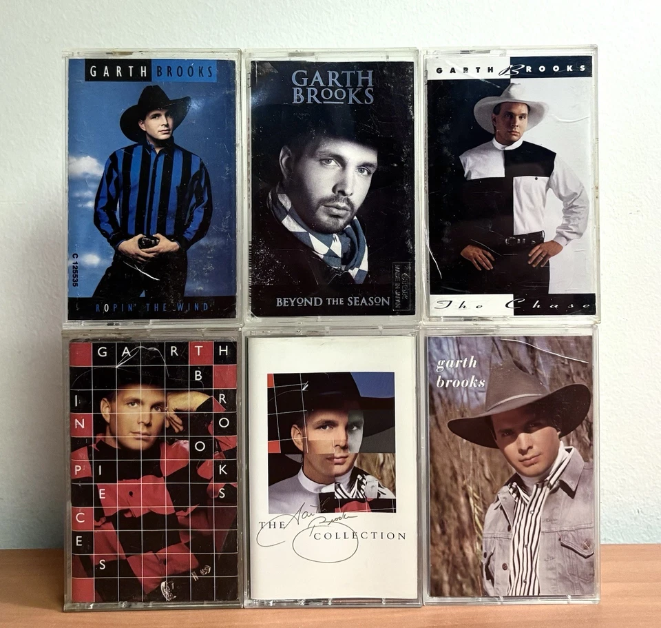 Garth Brooks Cassette Tape Lot (6): Beyond The Season, Ropin The Wind, The Chase - Image 1 of 4