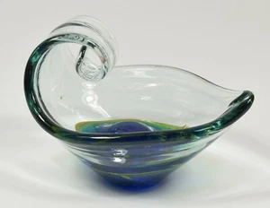 Hermoso pequeño cuenco/cesta de vidrio artístico con forma de lámpara de Mdina Aladdin años 70 - Imagen 1 de 5