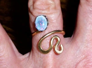 Unique 10K Yellow Gold Ring Snake Design Doublet Opal Adjustable - Picture 1 of 7