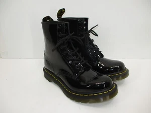 Dr Doc Martens Black Patent Leather Combat Boots 11821 Ladies size 7 - NEW! - Picture 1 of 11