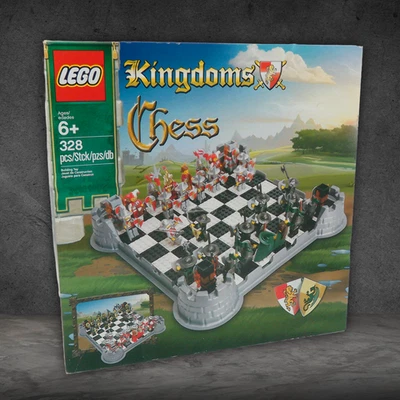 Lego 853373 Kingdoms Chess Set-Vintage Castle Lot-No Minifigures-Great Condition - Image 1 of 4