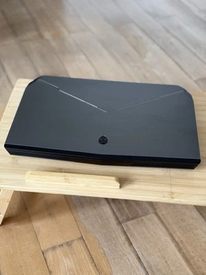 Alienware 15 R2 Gaming Laptop | 15 Zoll | Full HD | Windows 10 | Gebraucht - Bild 1 von 4