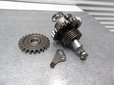 96-02 Honda CR80R / CR80RB kick start spindle idle gear 28251-GC4-700 - Image 1 of 4