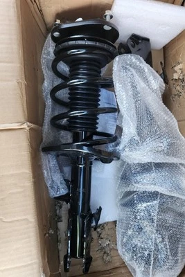 Conjunto de amortiguador de resorte de puntal completo delantero 11421 11422 2008-15 Scion XB FWD 2,4 L Foto 1 de 4