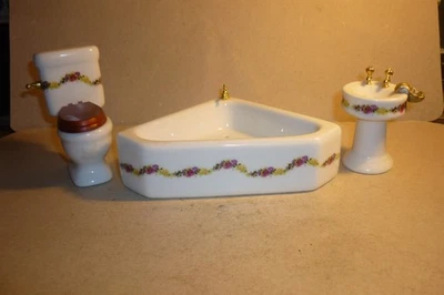 Reutter Porzellan 1:12 Puppenstuben - Badgarnitur Badewanne Toilette Waschbecken - Bild 1 von 4