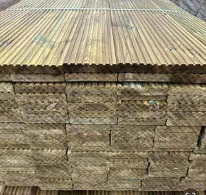 ** Decking boards Smooth And Grooved 4.8m 145mm X 27mm *** Scandinavian Redwood - Picture 1 of 3