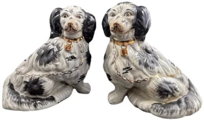 Excepcional par de perros Spaniel Staffordshire blanco y negro ¡bastante antiguos! Foto 1 de 4