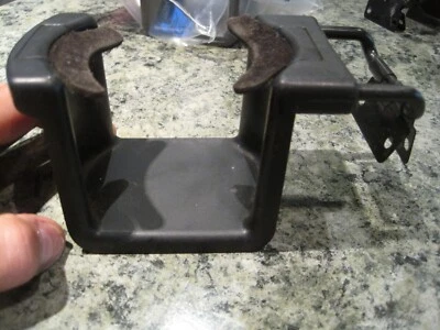 Lincoln Ford F2VY-5413562-A Center Console Cup Holder 1992 Lincoln Mark VII Good Foto 1 de 3