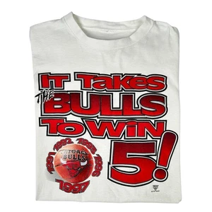 Camiseta De Colección Starter Chicago Bulls "It Takes Bulls to Win 5" Talla XL 1997 - Imagen 1 de 5