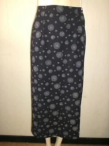 Gorgeous Blue & White Patterned Pencil Skirt from Alexon - Size 10 - BNWOT!! - Picture 1 of 3